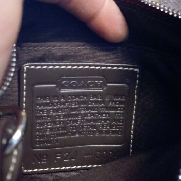 New vintage coach raspberry canvas and brown leather mini handbag - Picture 4 of 4